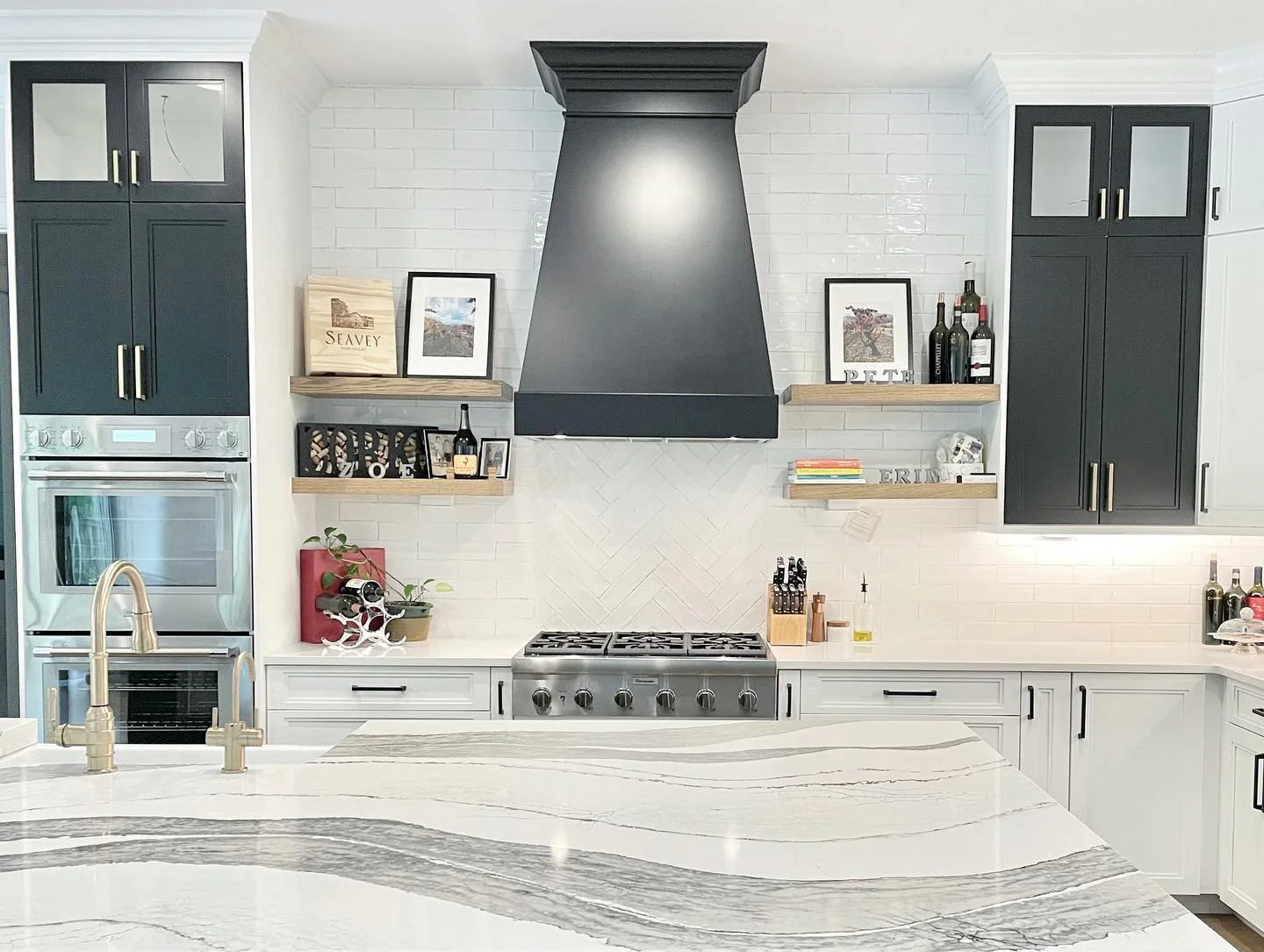 10 Innovative Storage Solutions for Small Kitchens