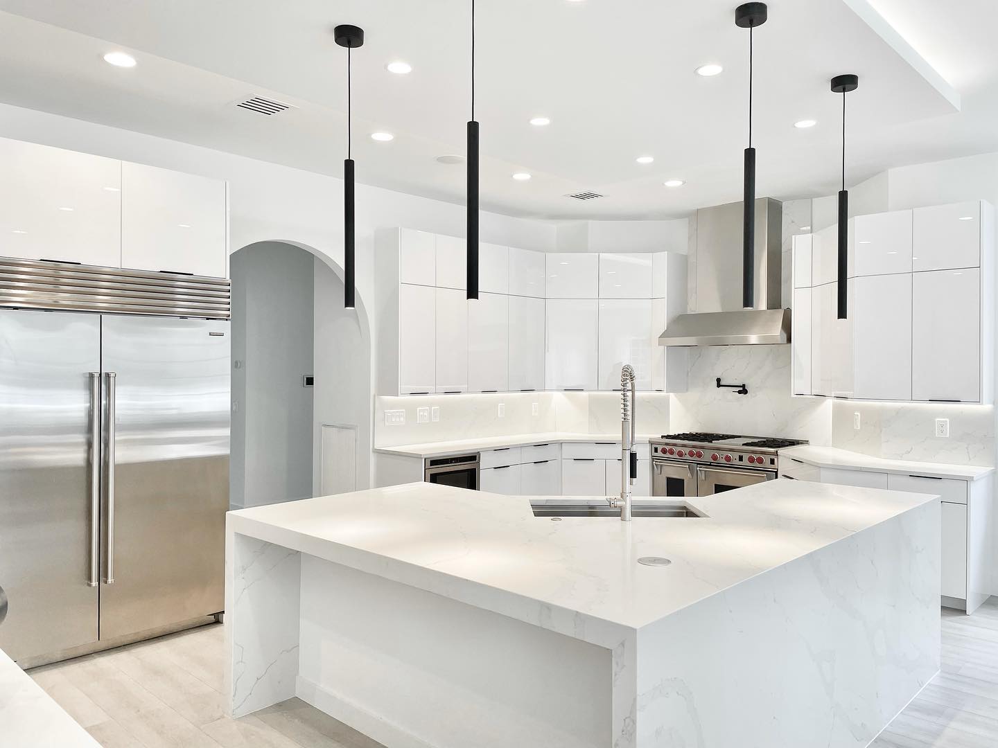 Why Custom Kitchen Cabinets Are Every Homeowner's Best Investment